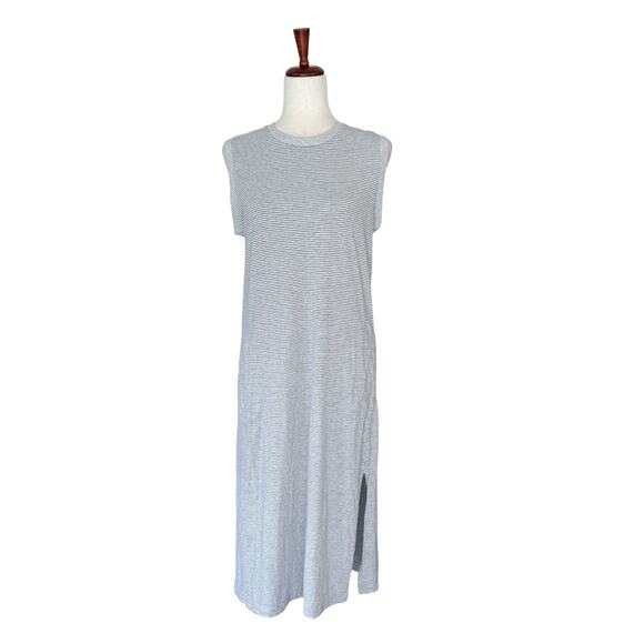 Tasc Performance Dress Medium Womens Gray Striped Sleeveless Side Slit Midi (2) - Picture 1 of 12